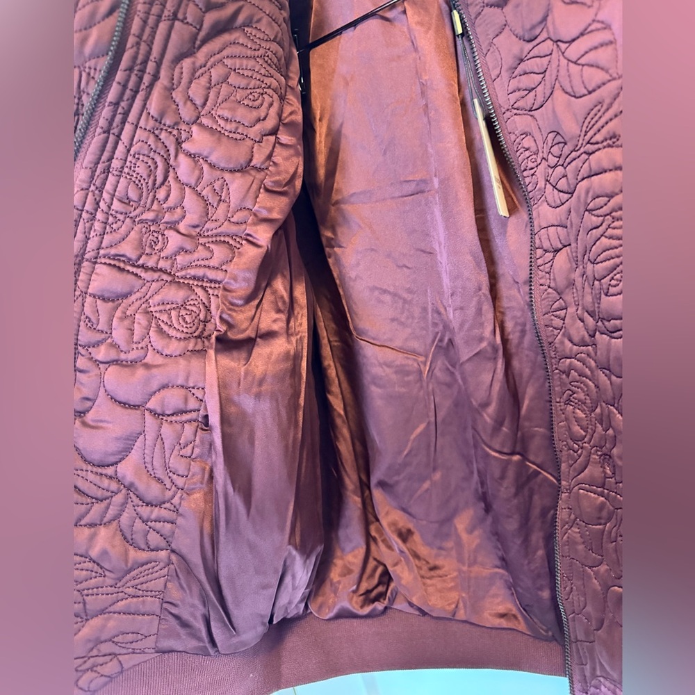 Selected Femme* Rose Quilted Bomber - Picture 7 of 11